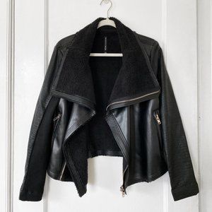 SOLD. Womens Black Leather Jacket w/teddy Interior